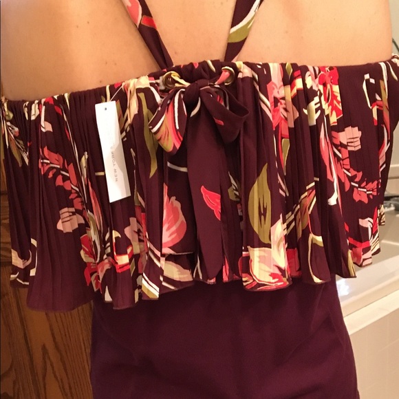 New York n Company off the shoulder top NWT - Picture 2 of 8